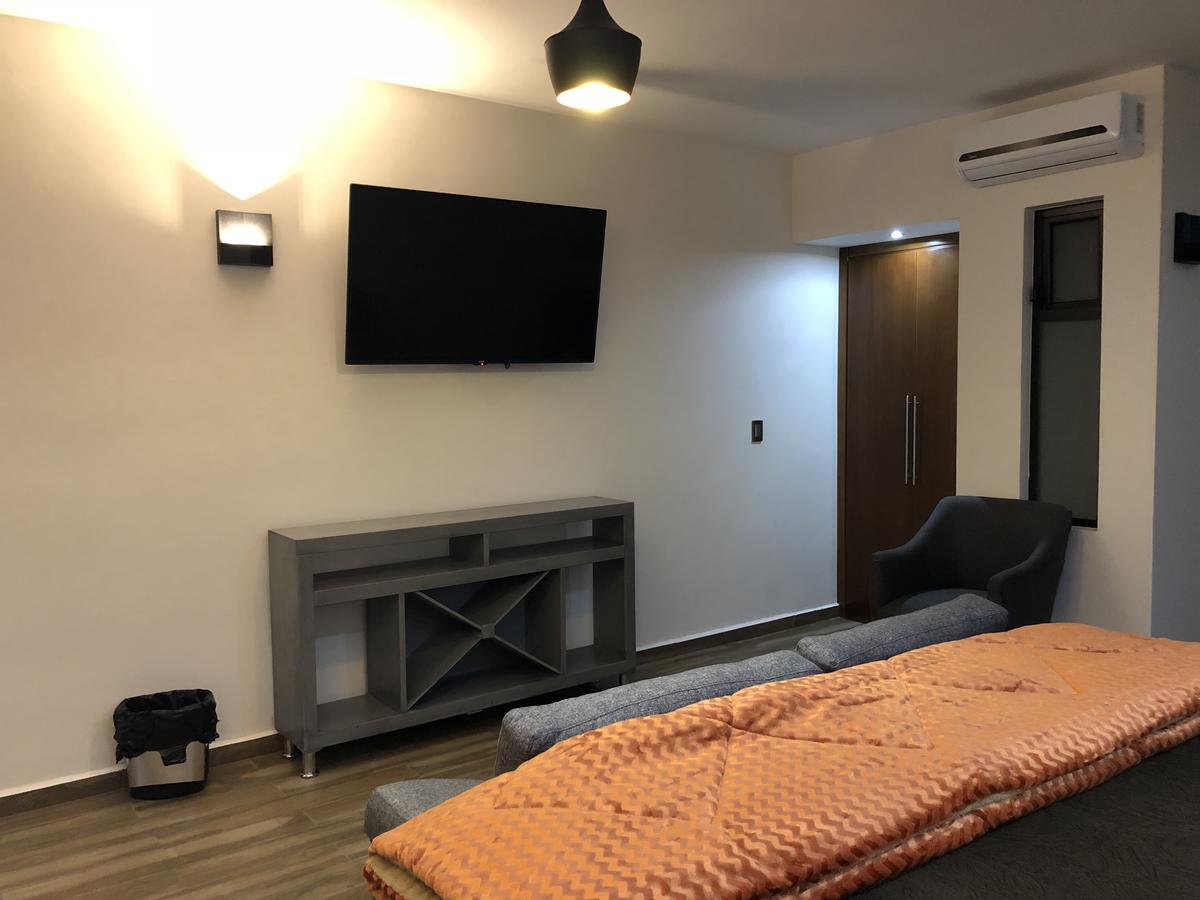 סן חואן דה לוס לאגוס Gold Palace Hotel מראה חיצוני תמונה